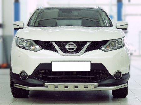 Nissan Qashqai 2014-наст.вр.-Дуга передняя по низу бампера двойная d-53+43 с доп.накладками